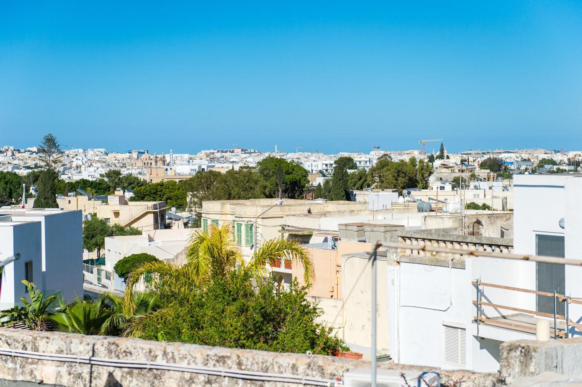 San Anton Suites Attard Exterior foto